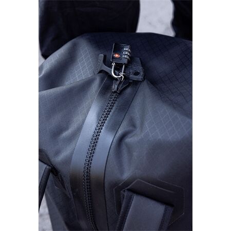 ORTLIEB Duffle Metrosphere black embossed | 40 L