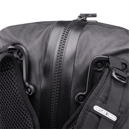 ORTLIEB Atrack Metrosphere black embossed | 34 L